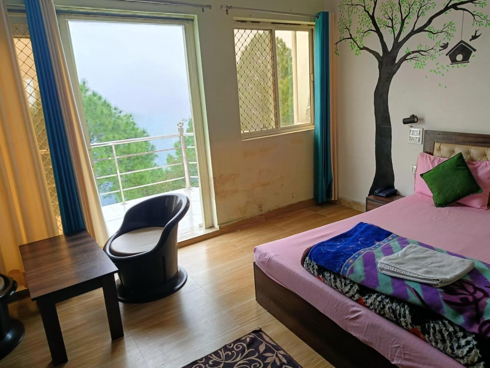 Joshi Holiday Home Stay ลันส์โดว์นี ภายนอก รูปภาพ